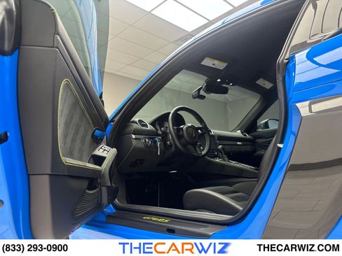 Used 2023 Porsche 718 Cayman GT4 RS image 48