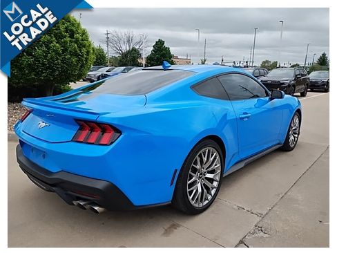 Used 2024 Ford Mustang Premium RWD image 6