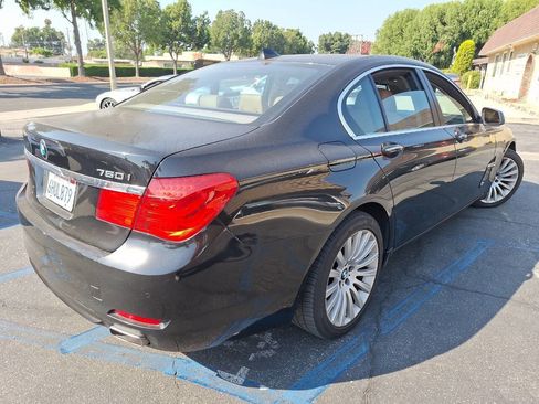 Used 2009 BMW 750i 750i 4dr Sedan image 2