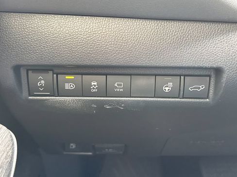 Used 2021 Toyota Venza Limited w/ Advanced Technology Package AWD/4WD image 35