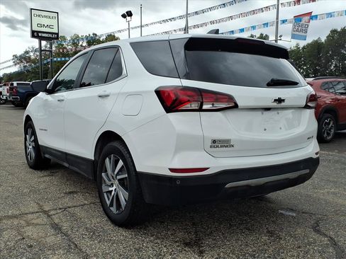 Certified 2024 Chevrolet Equinox LT w/ LPO, Floor Liner Package image 12