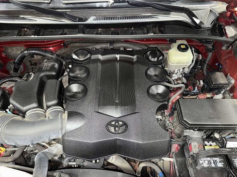 Certified 2020 Toyota 4Runner TRD Off-Road Premium image 12