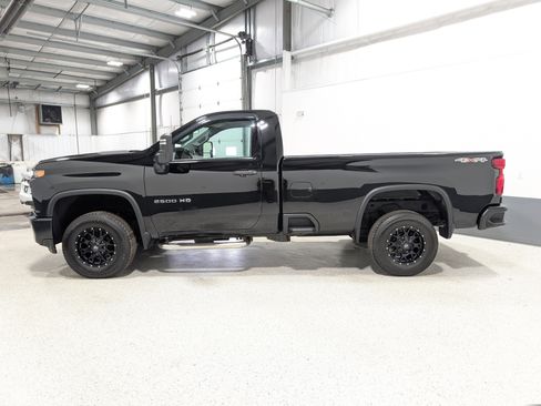 Used 2022 Chevrolet Silverado 2500 W/T w/ WT Convenience Package image 6
