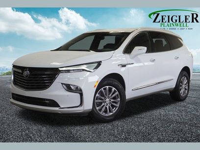 Used 2022 Buick Enclave Essence