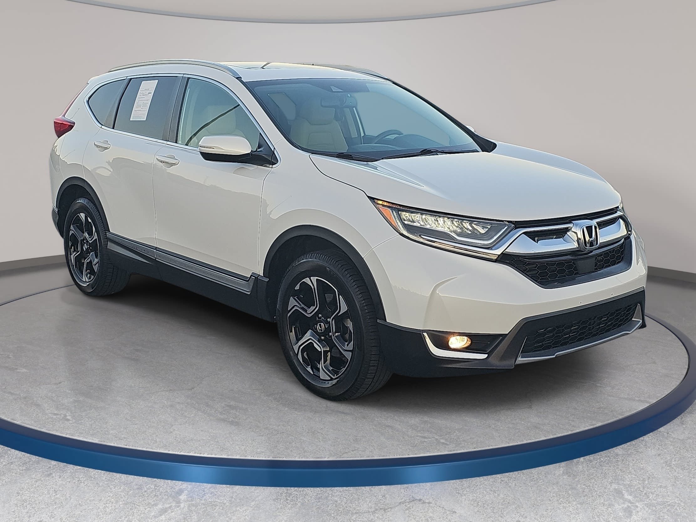 Used 2019 Honda CR-V Touring image 3