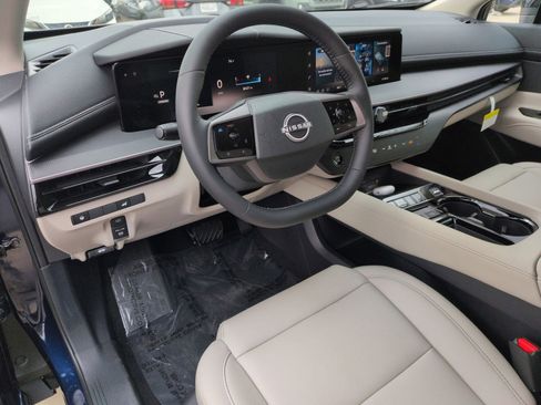 New 2026 Nissan Murano SV AWD/4WD image 2