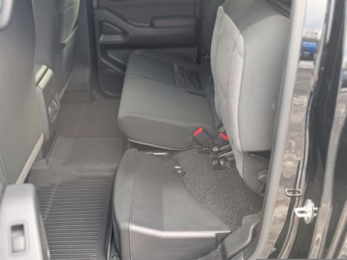 Used 2023 Nissan Frontier PRO-4X w/ Pro Convenience Package image 34