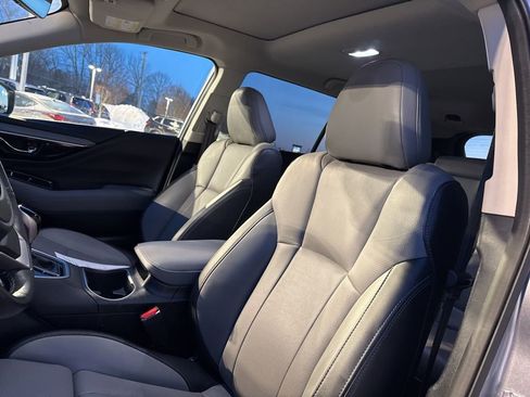 Used 2023 Subaru Outback Limited image 23