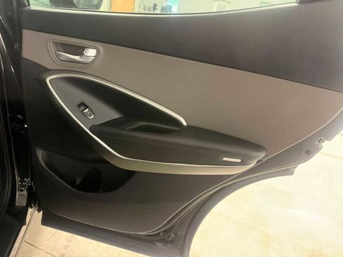 Used 2018 Hyundai Santa Fe Sport FWD image 26