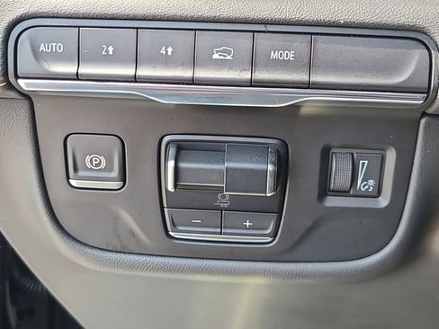 Used 2024 Cadillac Escalade Sport AWD/4WD image 24