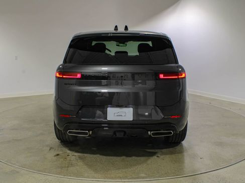 New 2026 Land Rover Range Rover Sport Dynamic SE AWD/4WD image 4
