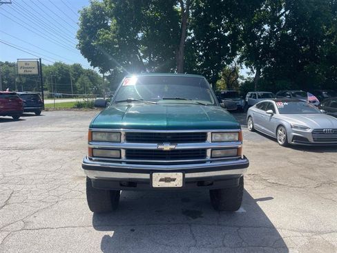Used 1995 Chevrolet Silverado 1500 4x4 Regular Cab image 2