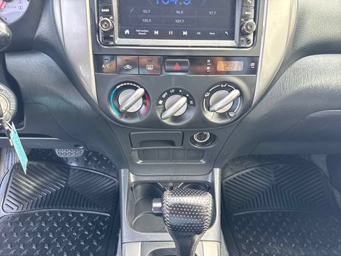 Used 2004 Toyota RAV4 4WD image 18