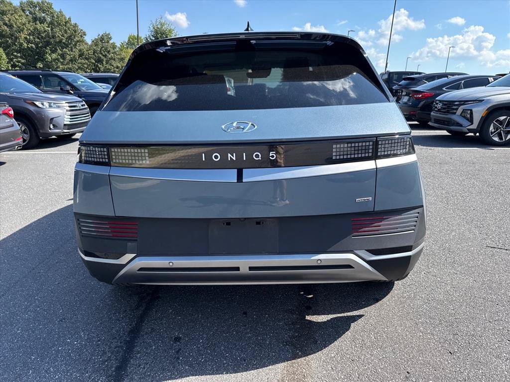 Used 2023 Hyundai Ioniq 5 SEL AWD/4WD image 4