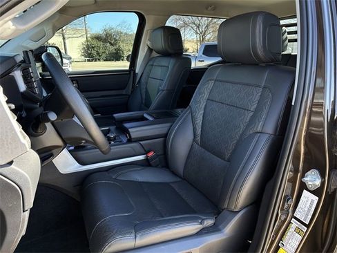 Used 2024 Toyota Tundra Limited w/ Power Package image 29