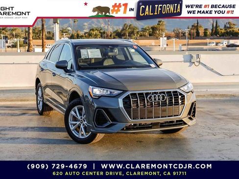 Used 2022 Audi Q3 2.0T Premium image 1