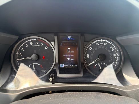 Used 2023 Toyota Tacoma TRD Pro AWD/4WD image 10