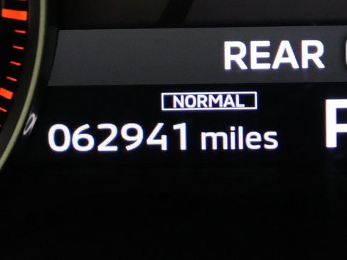 Used 2022 Mitsubishi Outlander SE image 24