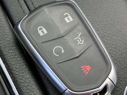 Certified 2024 Cadillac XT6 Luxury image 35