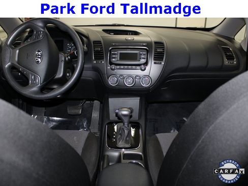 Used 2018 Kia Forte LX image 25