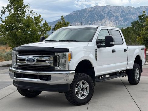 Used 2017 Ford F250 XLT w/ Advanced Security Pack AWD/4WD image 1