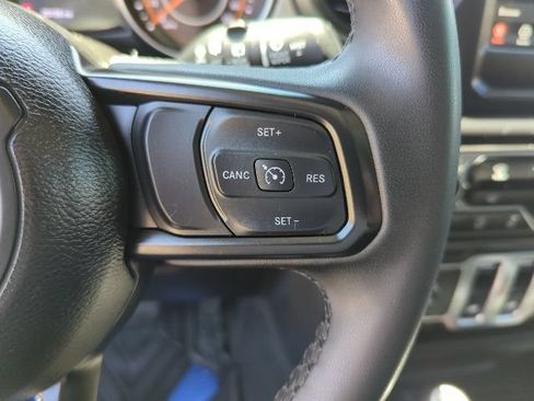 Used 2023 Jeep Wrangler Sport AWD/4WD image 13