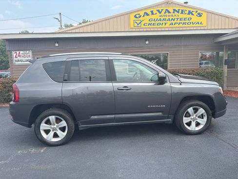 Used 2016 Jeep Compass Sport w/ Power Value Group image 4
