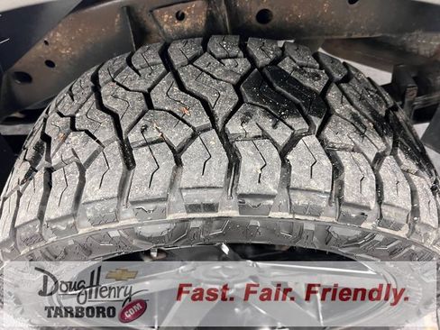 Used 2006 Nissan Titan SE image 21