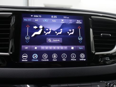 Used 2020 Chrysler Pacifica Touring-L Plus FWD image 49