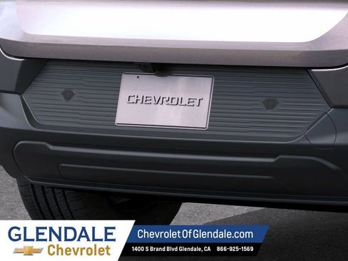 New 2026 Chevrolet Equinox EV LT image 14