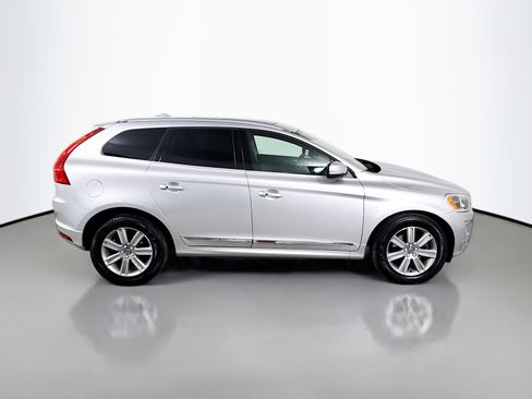 Used 2016 Volvo XC60 T6 image 8
