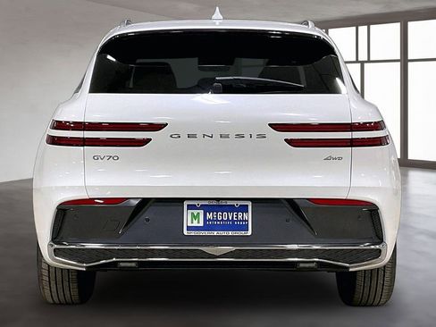 Used 2026 Genesis GV70 2.5T AWD/4WD image 5