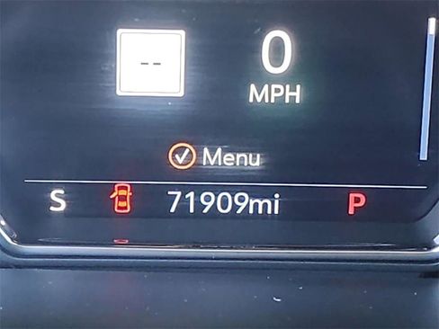 Used 2021 GMC Yukon Denali w/ Denali Ultimate Package image 12