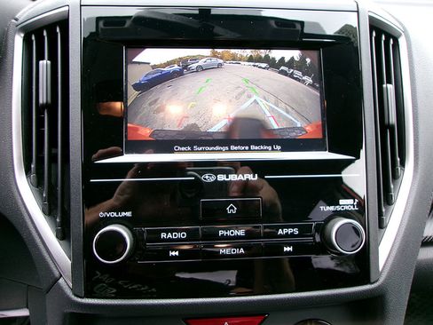 Used 2018 Subaru Crosstrek 2.0i Premium image 18