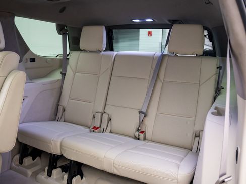 Used 2024 Cadillac Escalade Sport Platinum w/ LPO, ONYX Package AWD/4WD image 20