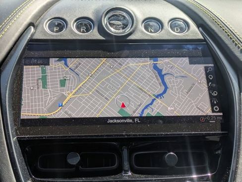 Used 2021 Aston Martin DBX image 24