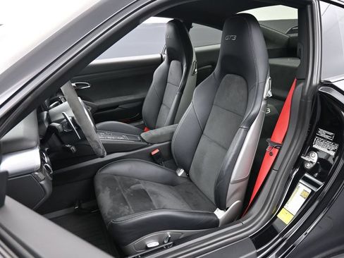 Certified 2015 Porsche 911 GT3 RWD image 5
