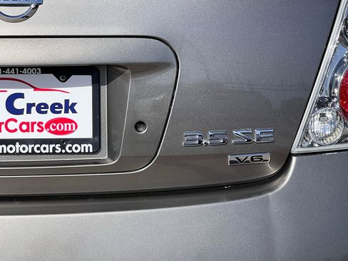 Used 2003 Nissan Altima 3.5 SE FWD image 18