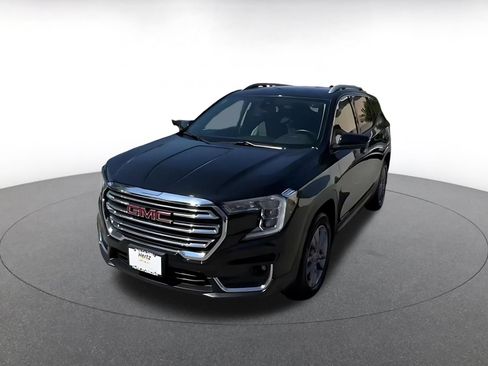 Used 2024 GMC Terrain SLT AWD/4WD image 5