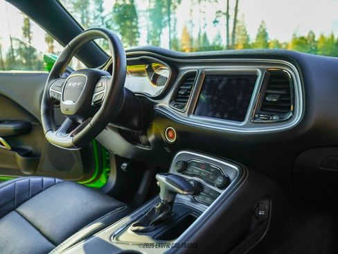 Used 2017 Dodge Challenger SRT Hellcat image 25