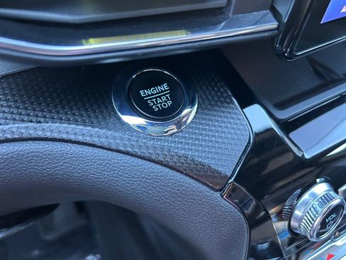 Used 2023 Ford Explorer ST-Line image 37