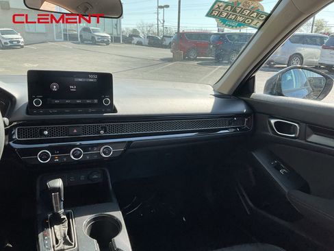 Used 2025 Honda Civic LX image 29