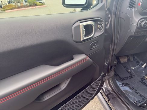 New 2026 Jeep Wrangler Unlimited Rubicon image 8