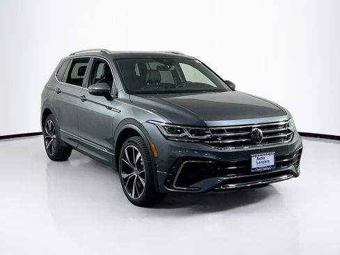Used 2022 Volkswagen Tiguan SEL R-Line AWD/4WD image 3