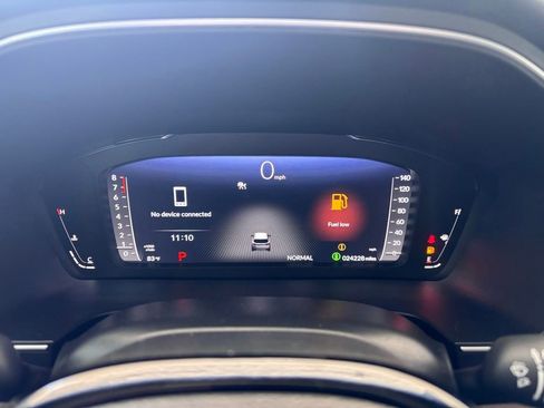 Used 2025 Honda Pilot Elite image 25
