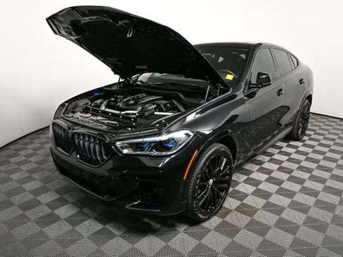 Used 2022 BMW X6 M50i w/ Executive Package image 33