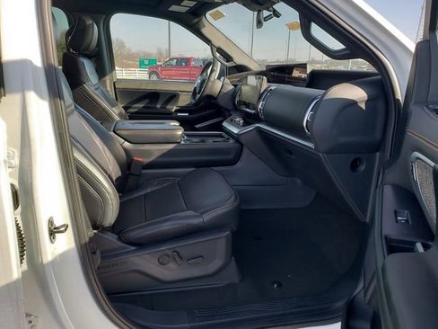 New 2025 Ford Expedition Tremor image 22