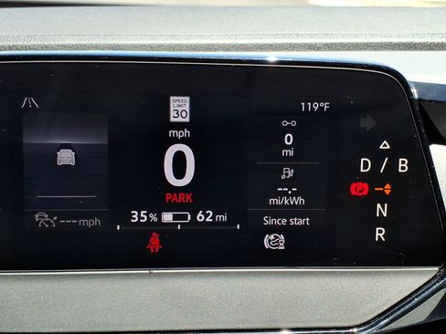 Certified 2023 Volkswagen ID.4 S RWD image 32