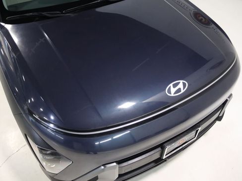 Used 2024 Hyundai Kona SEL FWD image 59