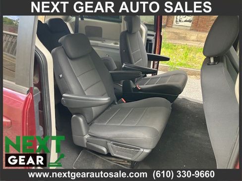Used 2009 Dodge Grand Caravan SE w/ Climate Group FWD image 11